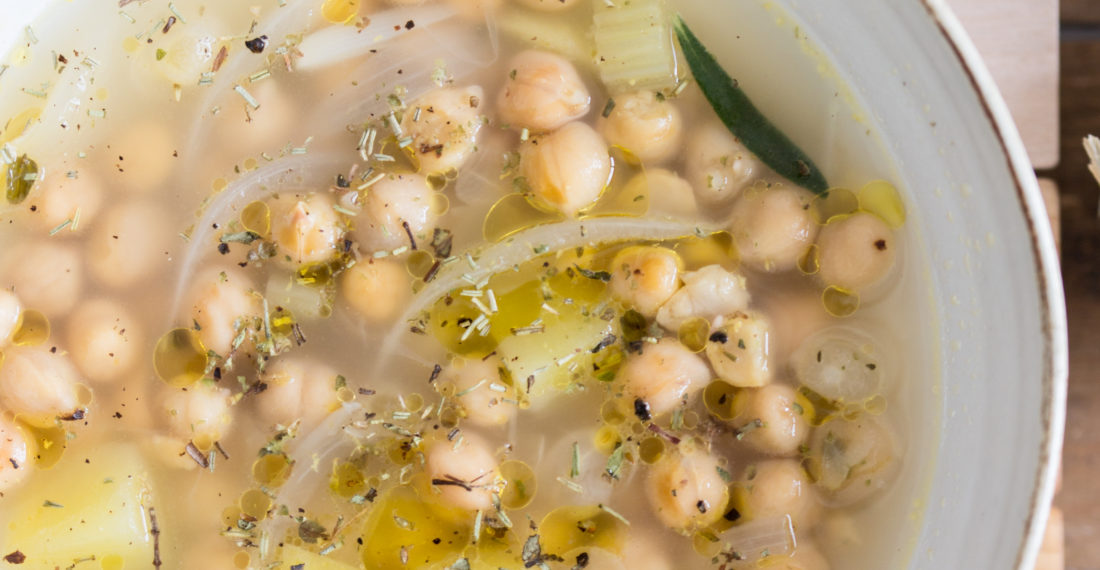 Griechische Zitronen – Kichererbsen Suppe | Gesunde vegane Rezepte, Fermentation, Nachhaltigkeit - Syl Gervais